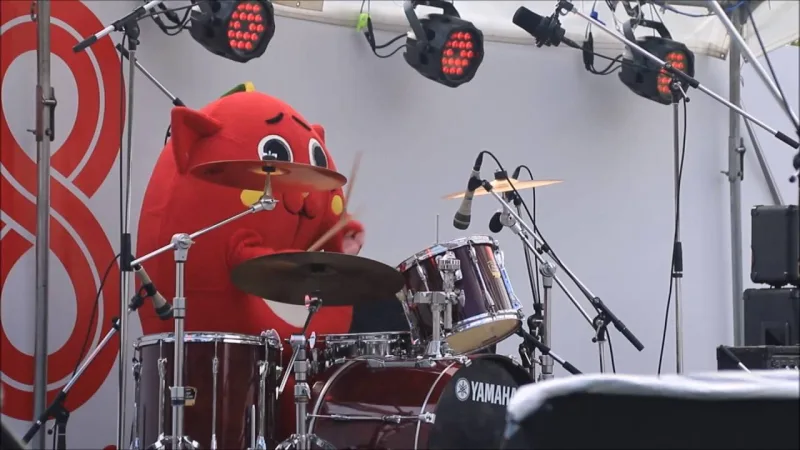 にゃんごすたーの正体はいまも明かされておらぬ