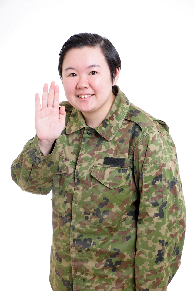 やす子の未来予想図-芸人であり予備自衛官であり