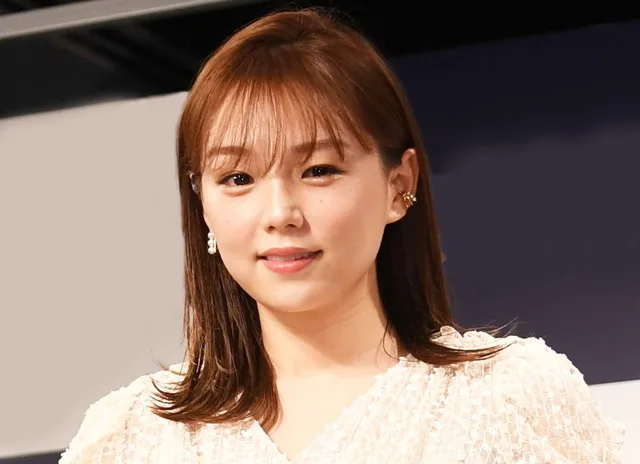篠崎愛は十四で世に出た