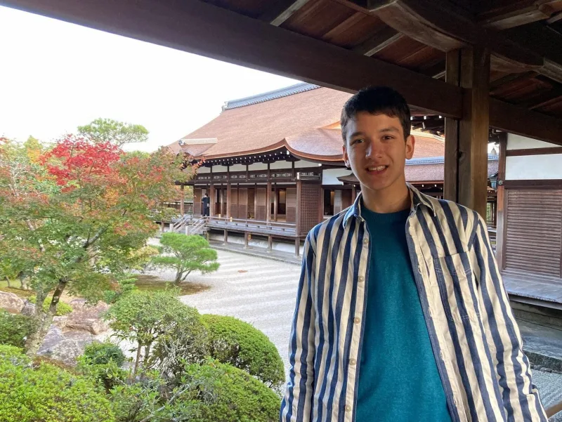 山本リシャール登眞の未来予想図-三つの言葉を操る若武者