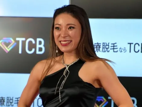 フワちゃんの未来予想図-八王子から闘技場へ