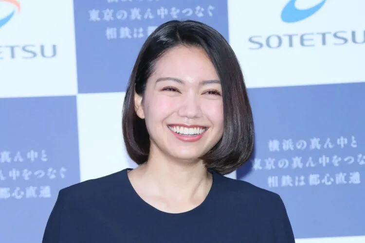 二階堂ふみの未来予想図-書き手としても連載を持つ
