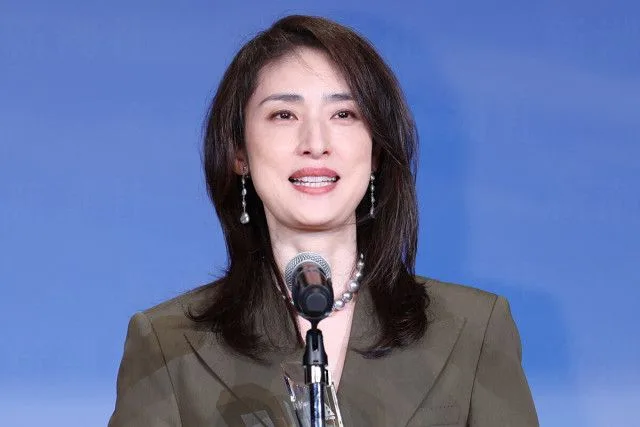 天海祐希は七年で頂に立った