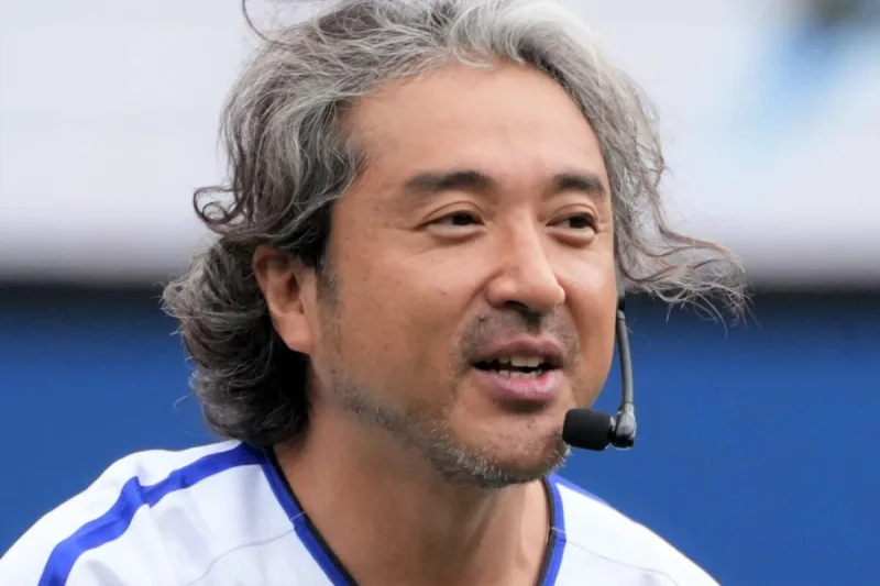 ムロツヨシは自分の名を冠した舞台を持った