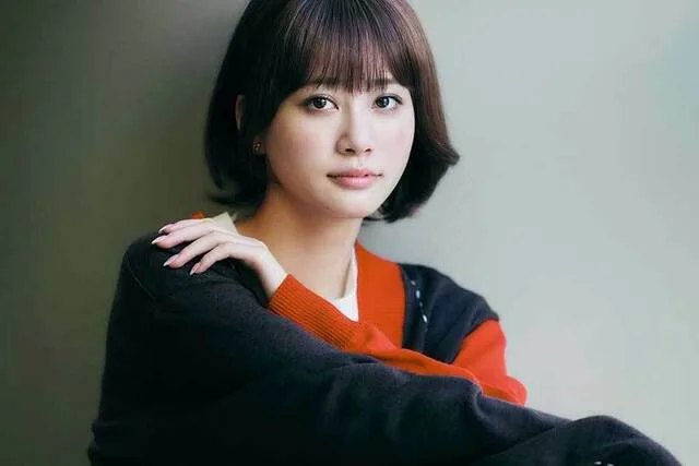 生見愛瑠の出身の学び舎は辿れなかった