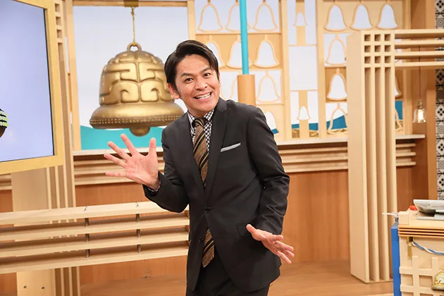 岡田圭右はコンビ結成10年目にM-1で優勝した