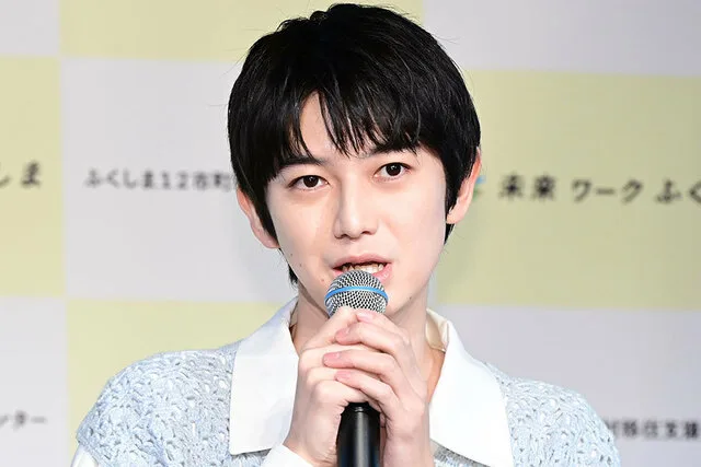 本郷奏多は学び舎に通う齢で既に主役を張っていた