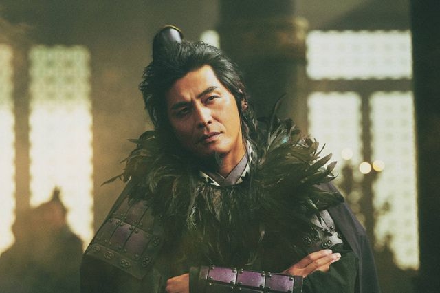 坂口憲二は学生時代に英語の基礎を積んだ
